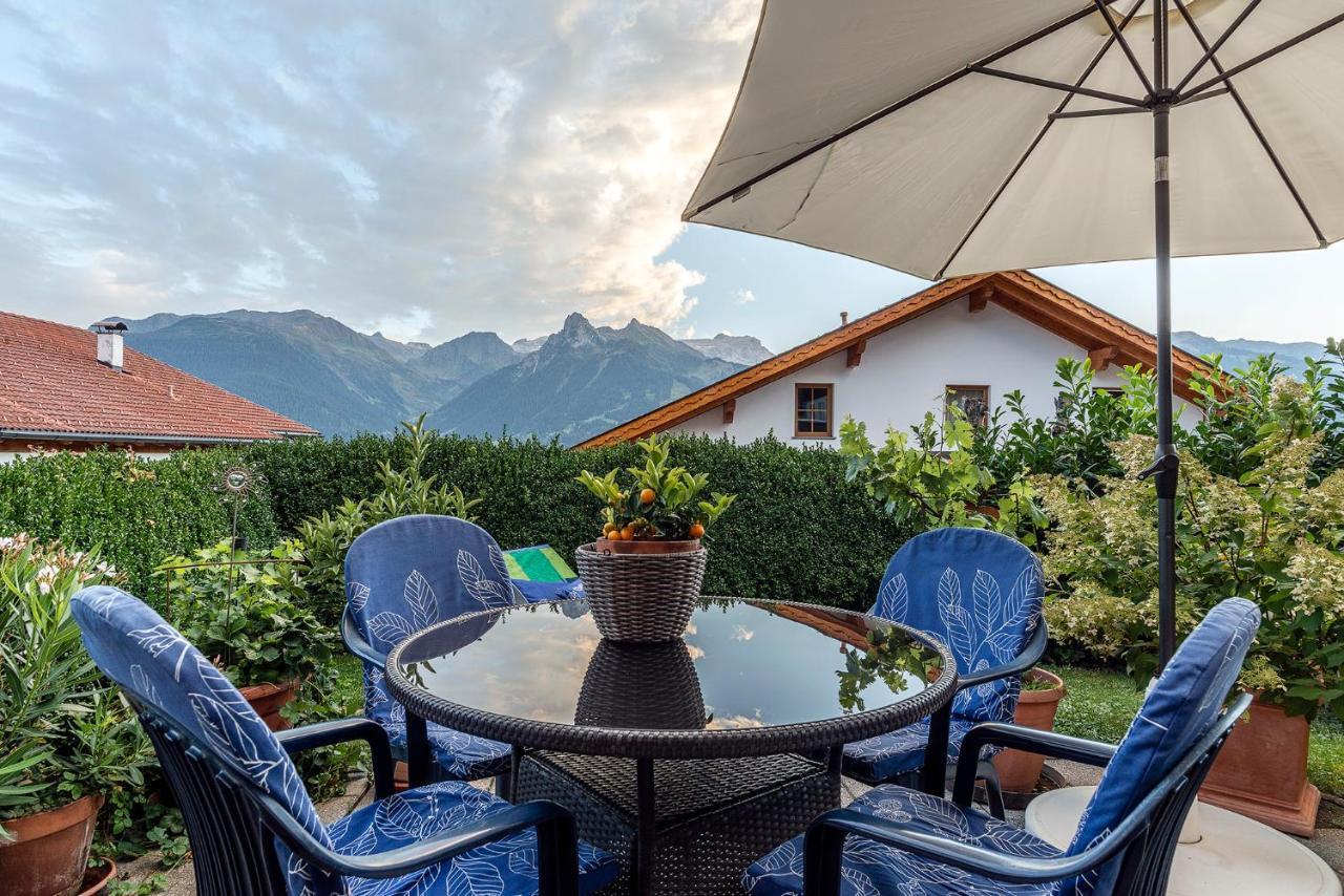 Haus Battlogg Daire Bartholomäberg Dış mekan fotoğraf